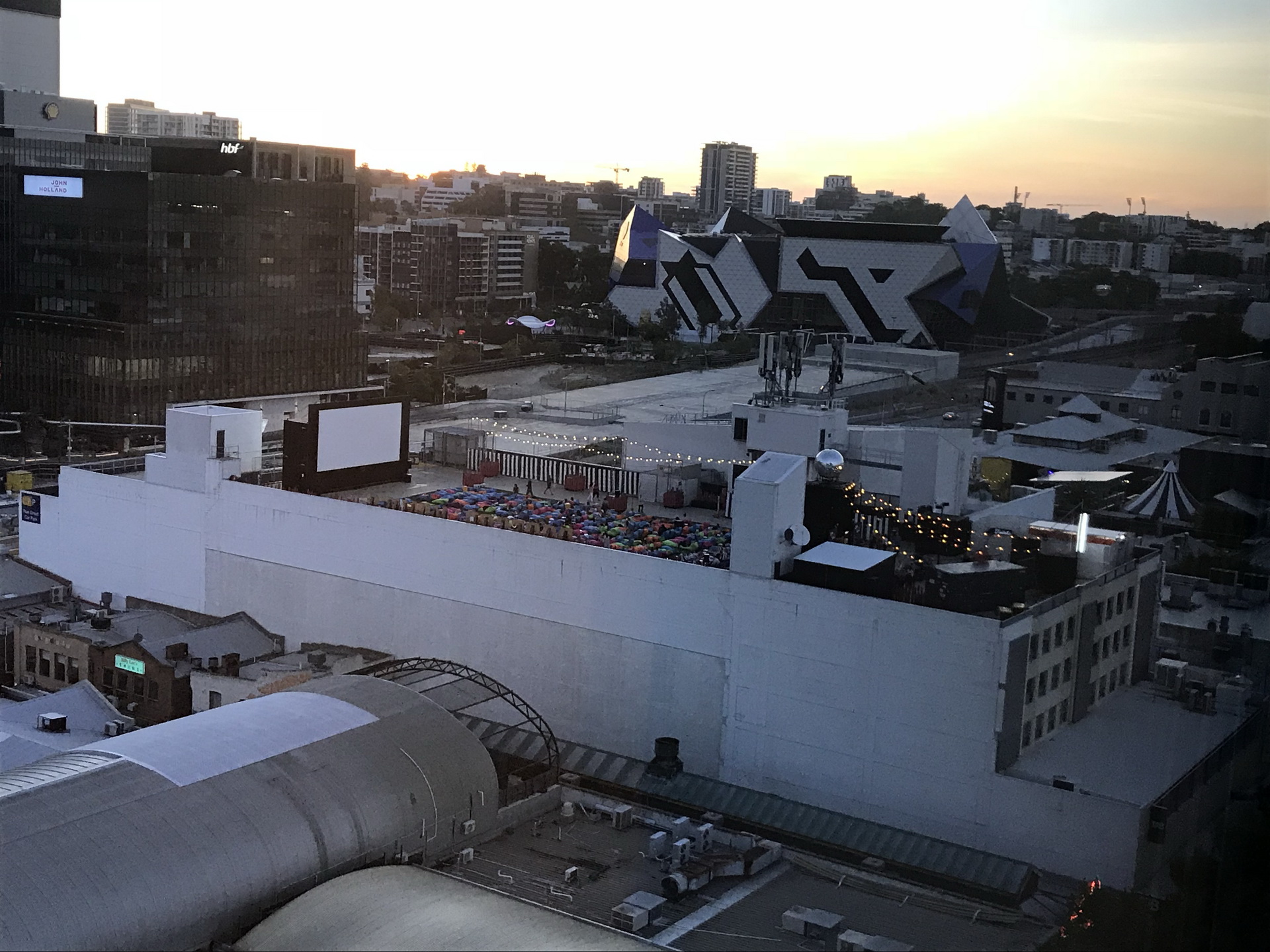 ���������� ��� �������� ����� � ����� (���������) Open air cinemas in Perth (Australia)